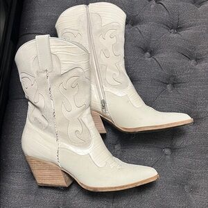 Dolce Vita Cream Ankle Booties